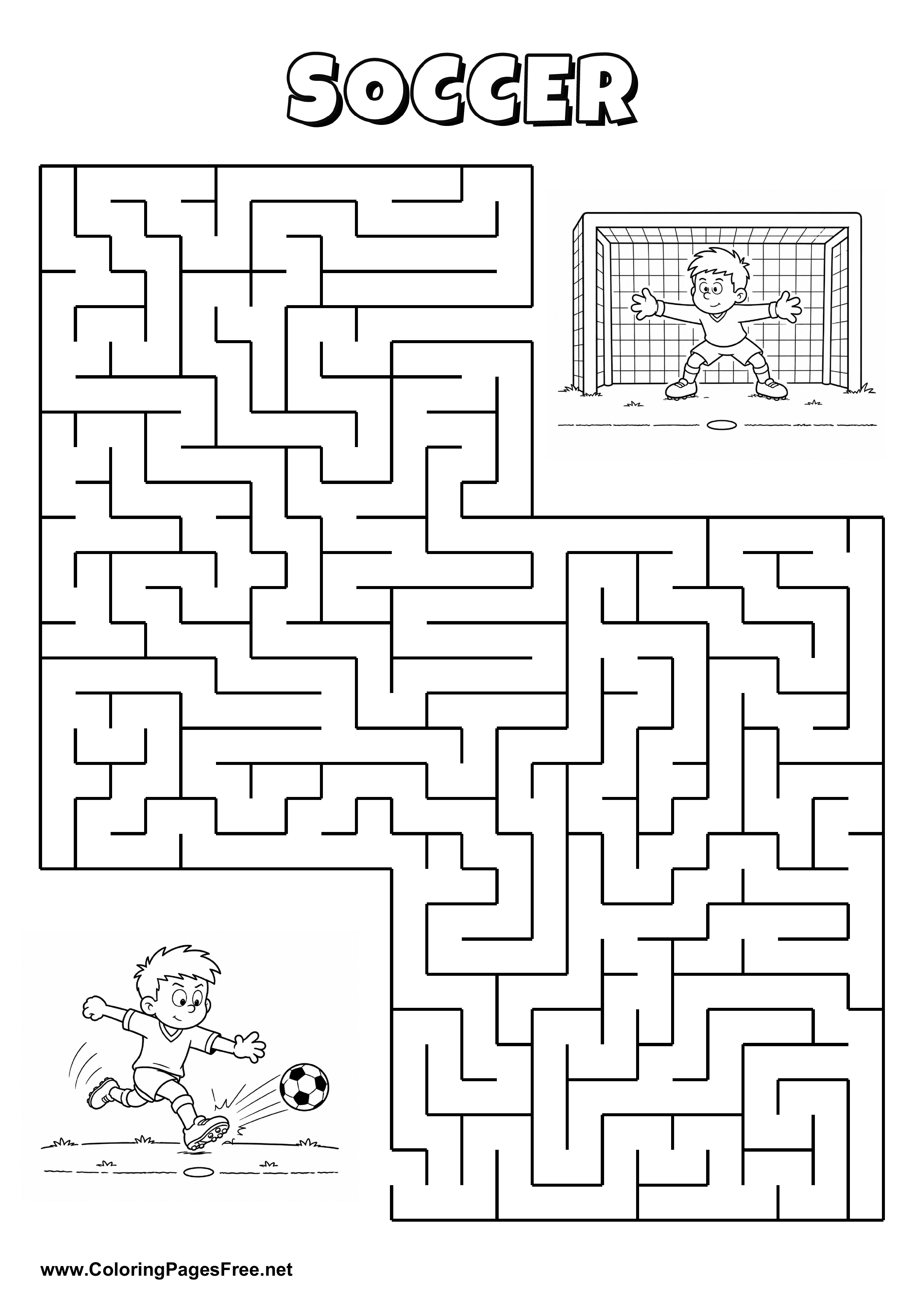 Printable Maze 'The soccer player is passing for the way to a teammate'